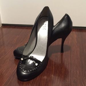 Like New BCBG Paris Pumps